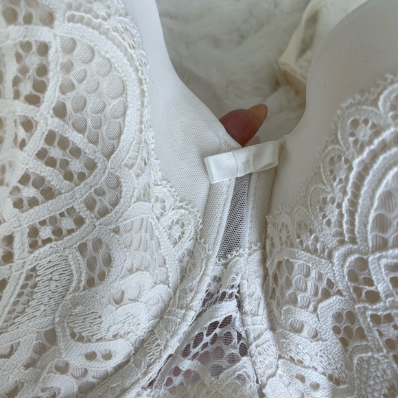 Bra - Picture 5 of 5